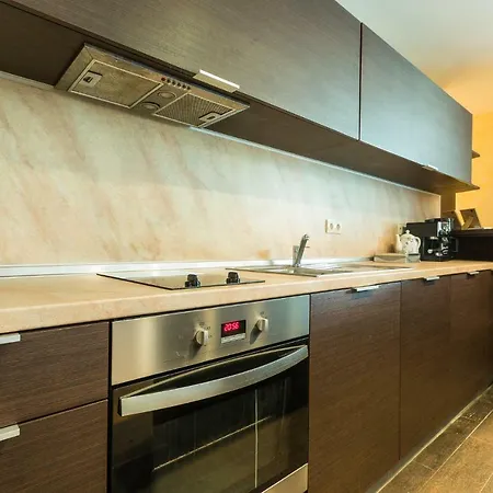 Este Apart 5 - Top Center Apartamento